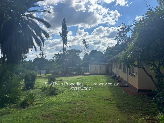 Highlands House To Let