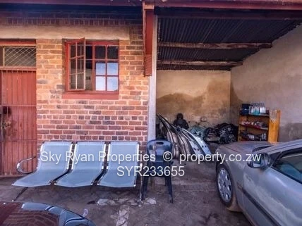 Prime Commercial property for sale in the Avenues