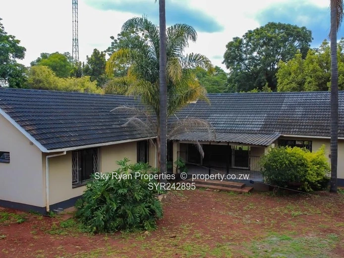 Borrowdale Helensvale  House  For Sale 