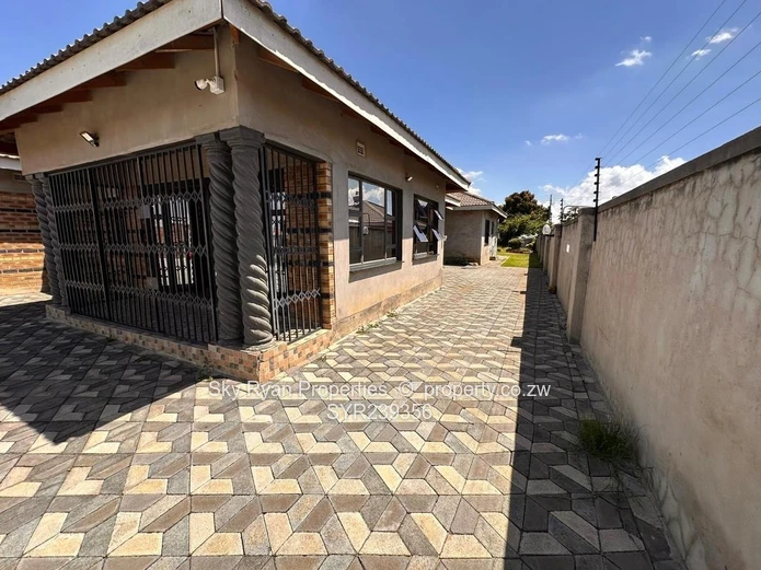 Zimre Park House To Let