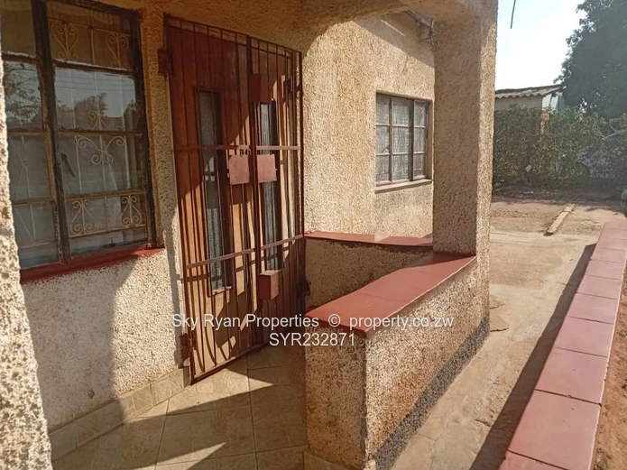 Kambuzuma 6 House For Sale