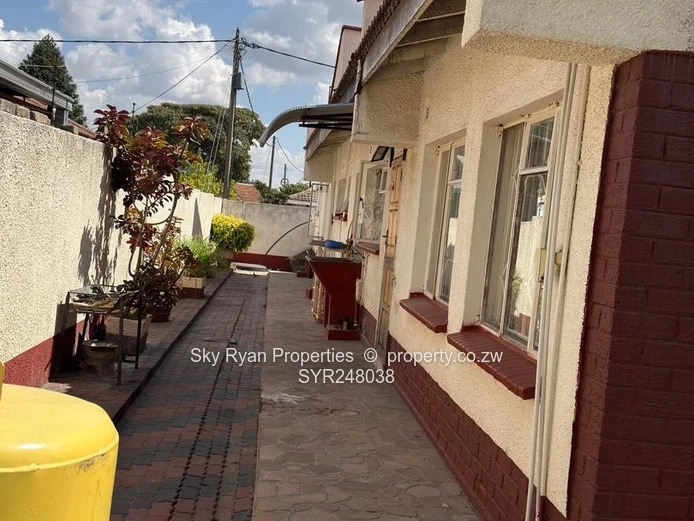 Waterfalls Mainway Meadows House For Sale