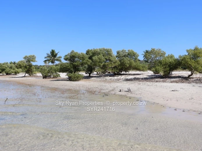 Villanculos Beach, Mozambique Property For Sale