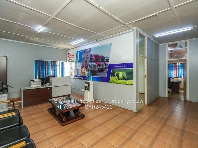 Industrial property for Sale GLEN EAGLES 