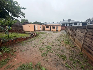 6 Bedroom House