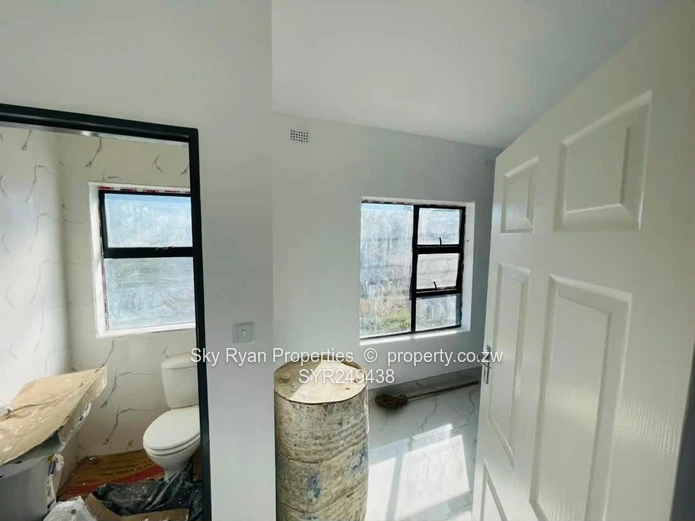 Avondale West Duplex Flat To Let
