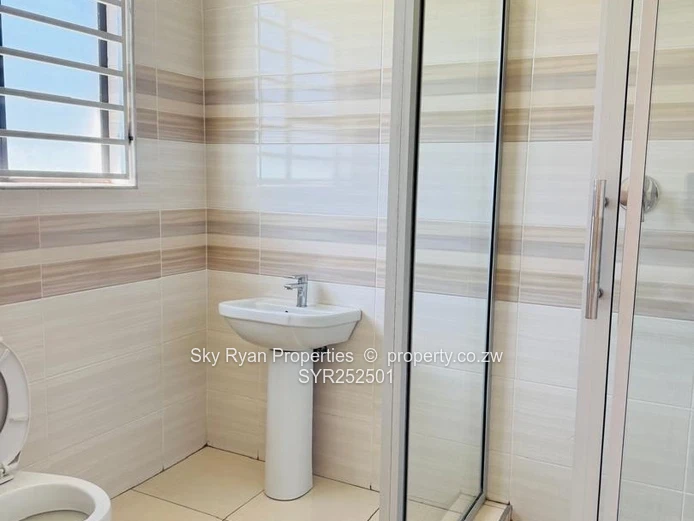 Borrowdale Helensvale House For Sale
