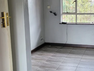 3 Bedroom Flat & Apartment