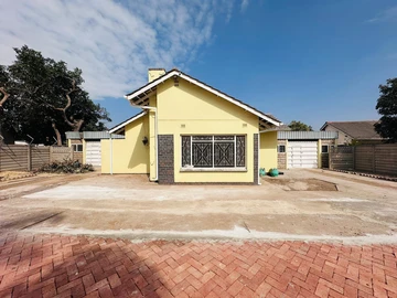 "Houghton Park Rental Opportunity!