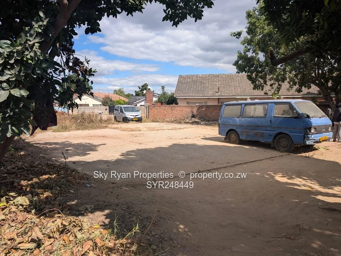 Old Ruwa Stand For Sale