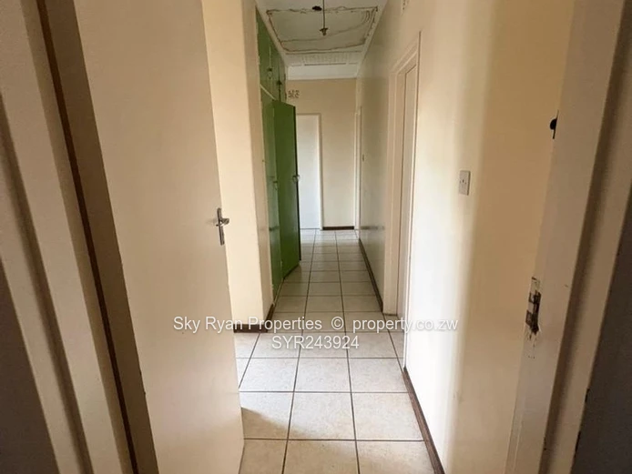 Hatfield House For Sale