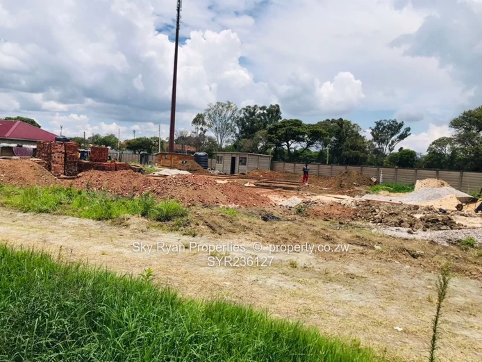 Mabelreign Cluster Stands For Sale