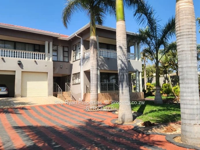 Borrowdale Pomona Double Storey For Sale
