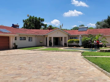 5 Bedroom House