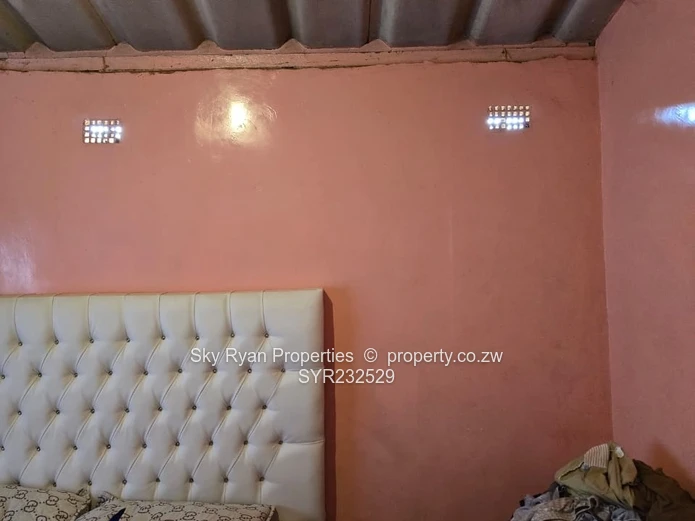 Glen Lorne , Folyjonh Double Storey For Sale