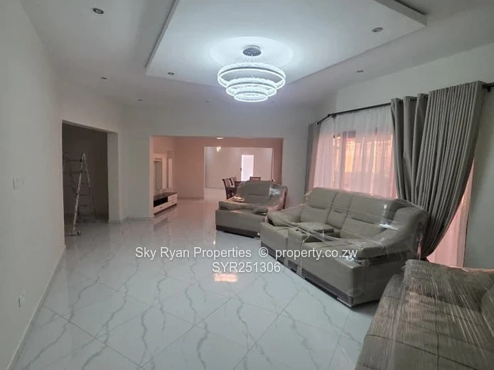Highlands House To Let