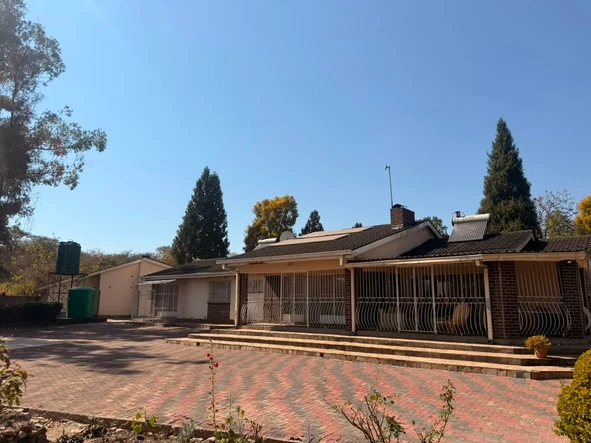 5 Bedroom House