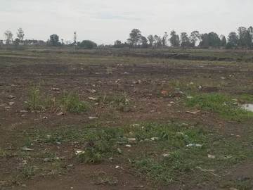 Commercial & Industrial Land