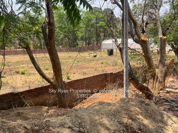 Umwinsidale Land For Sale