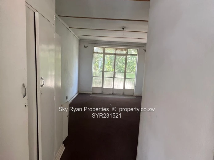 Harare Cbd Block Flat For Sale
