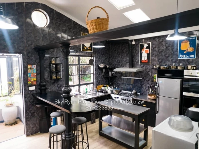 Avondale West Property For Sale