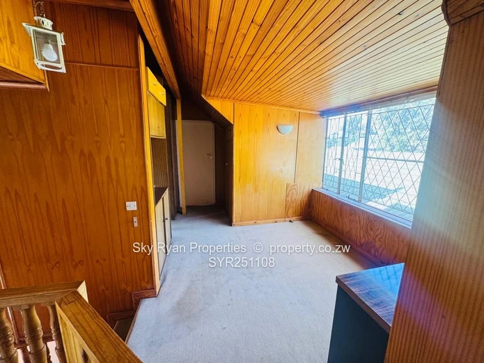 BEDROOM HOUSE TO LET AS OFFICES in mt pleasant 
