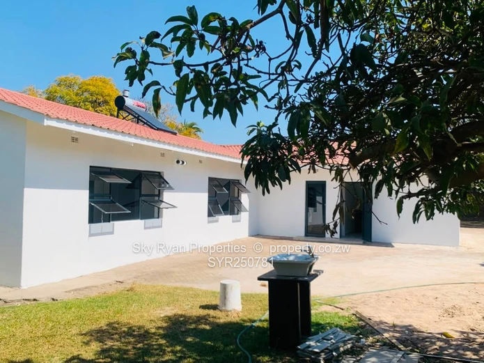 Avondale West House For Sale