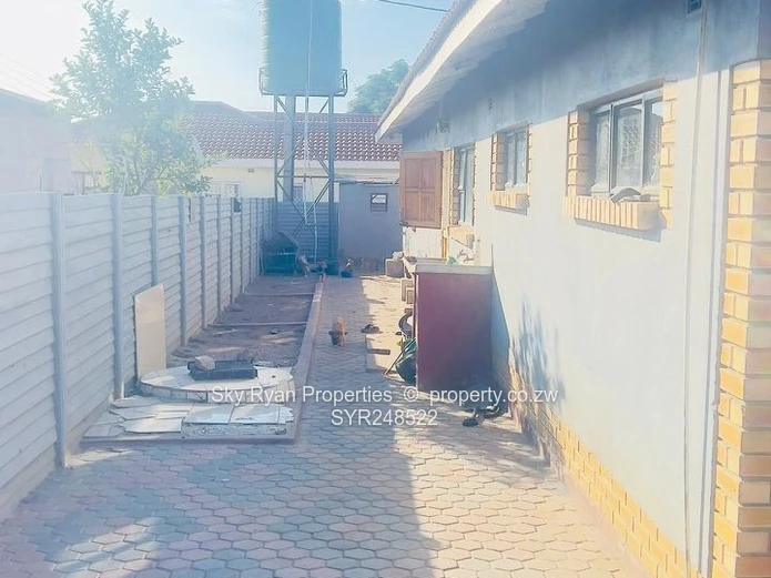 Waterfalls, Mainway House For Sale