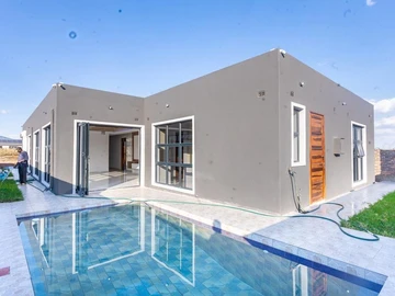 4 Bedroom House