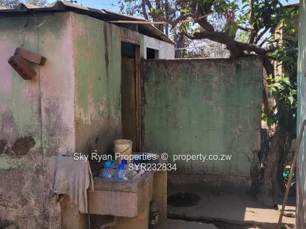 Glen Norah House For Sale 