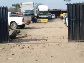 Commercial & Industrial Land