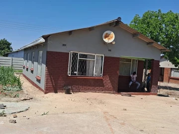 Budiriro 2 House For Sale 