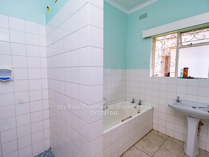 Alexandra Park House For Sale