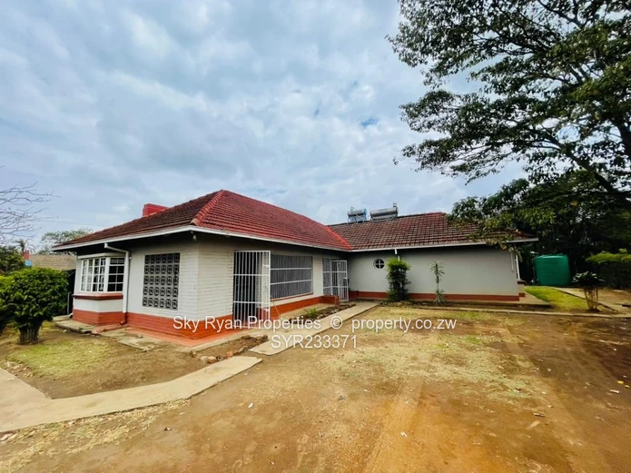 Avondale West House To Let