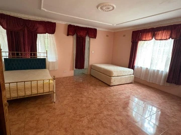 Farm & Agricultural Land