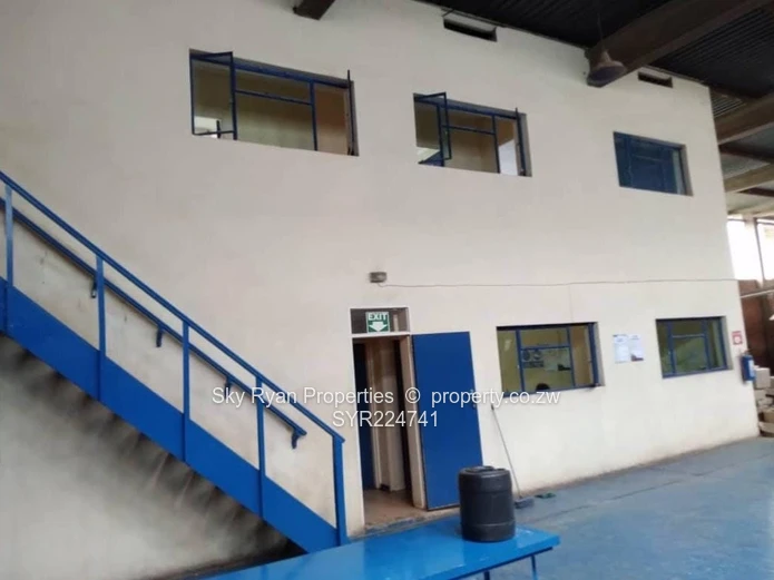 Commercial Warehouse in Msasa for Rent