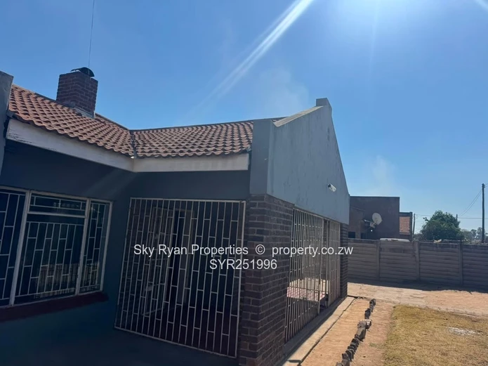 Mainway Meadows House For Sale 