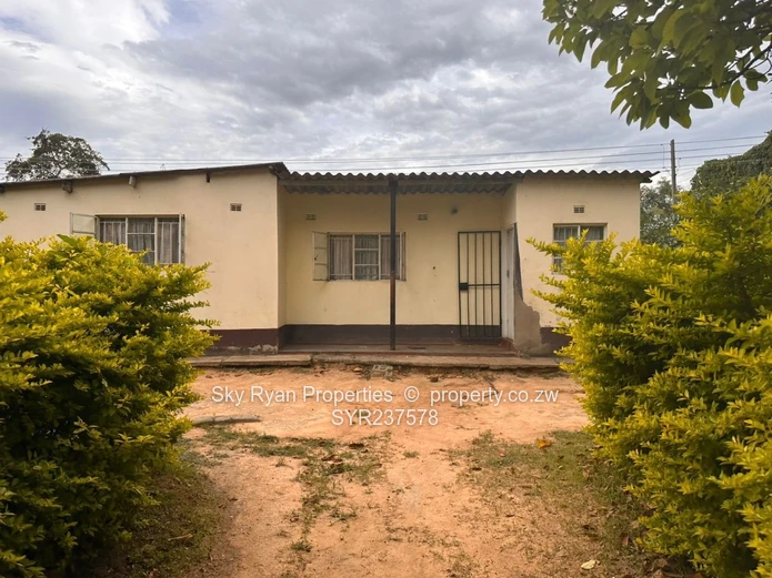 4 Bedroomed Residential Property for Sale – Waterfalls