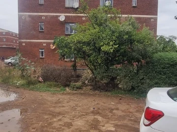 2 Bedroom Flat & Apartment