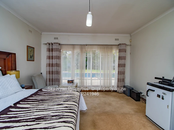 Alexandra Park House For Sale