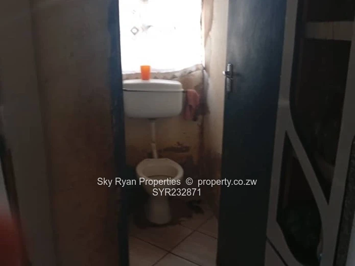 Kambuzuma 6 House For Sale