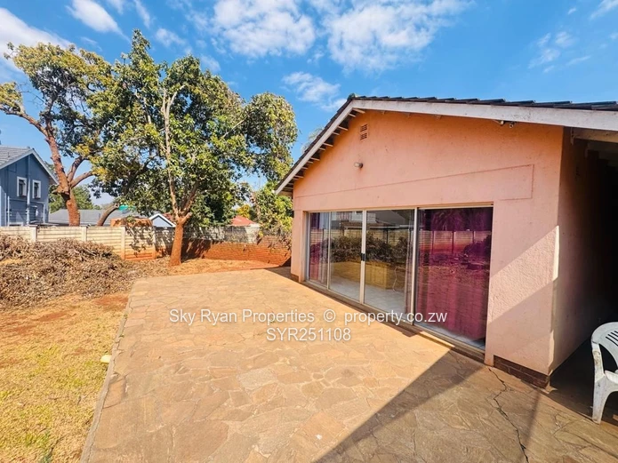 BEDROOM HOUSE TO LET AS OFFICES in mt pleasant 