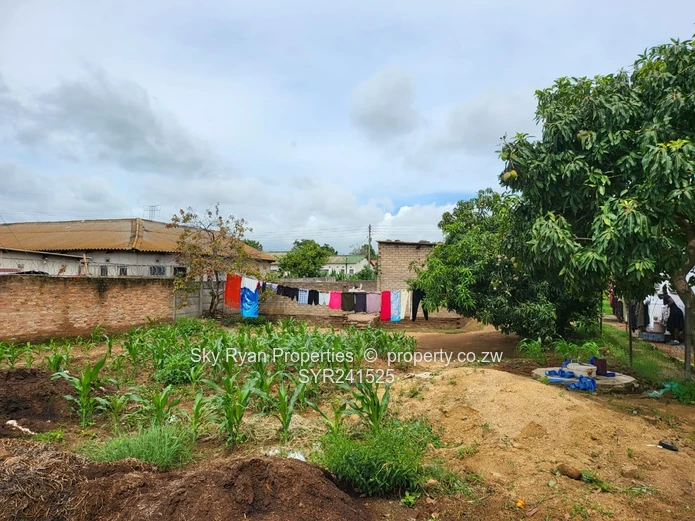 Budiriro 4 Stand For Sale