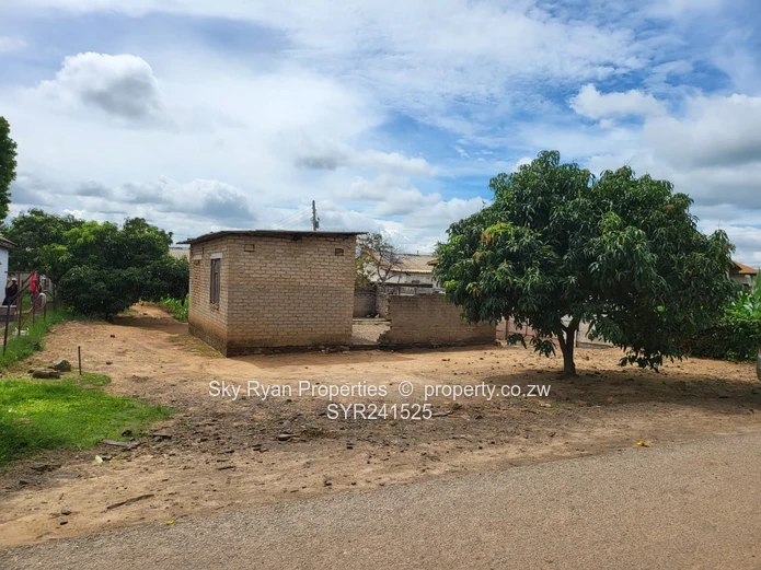 Budiriro 4 Stand For Sale