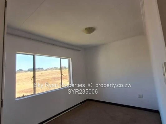 South Africa, Bloubosrand Flat For Sale