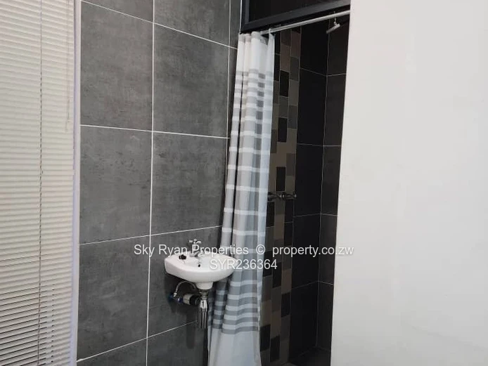 Ballantyne Park Complex Property To Let