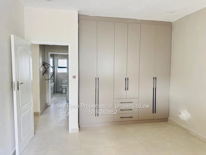 Luxury Apartments in Avondale West