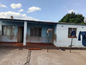 6 Bedroom House