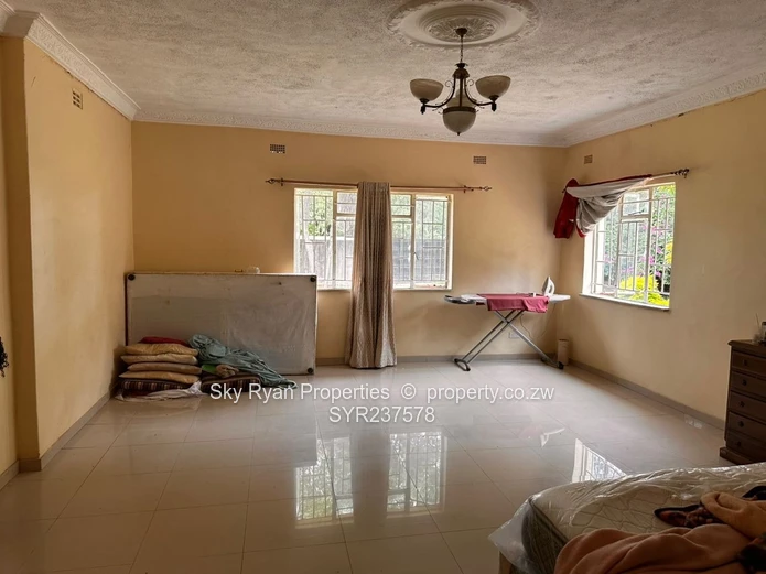 4 Bedroomed Residential Property for Sale – Waterfalls