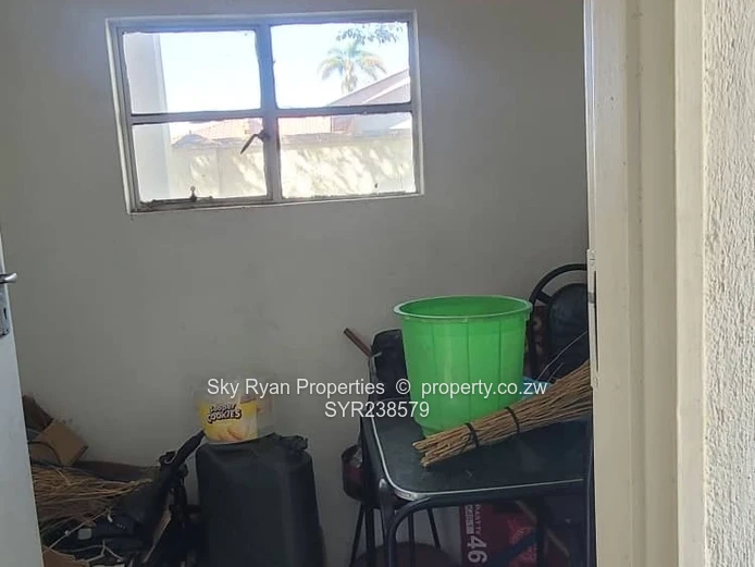 Hatfield Garden Flat For Sale